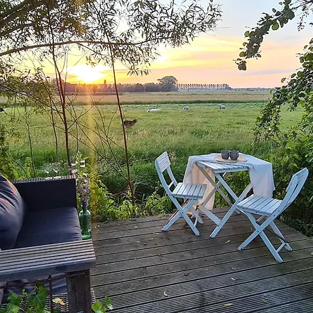 Bed & Breakfast Cherry
