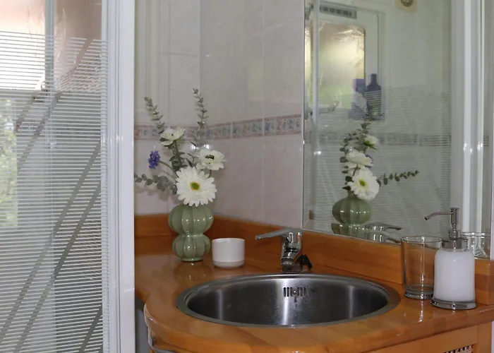 Cherry فندق مبيت وإفطار 3*